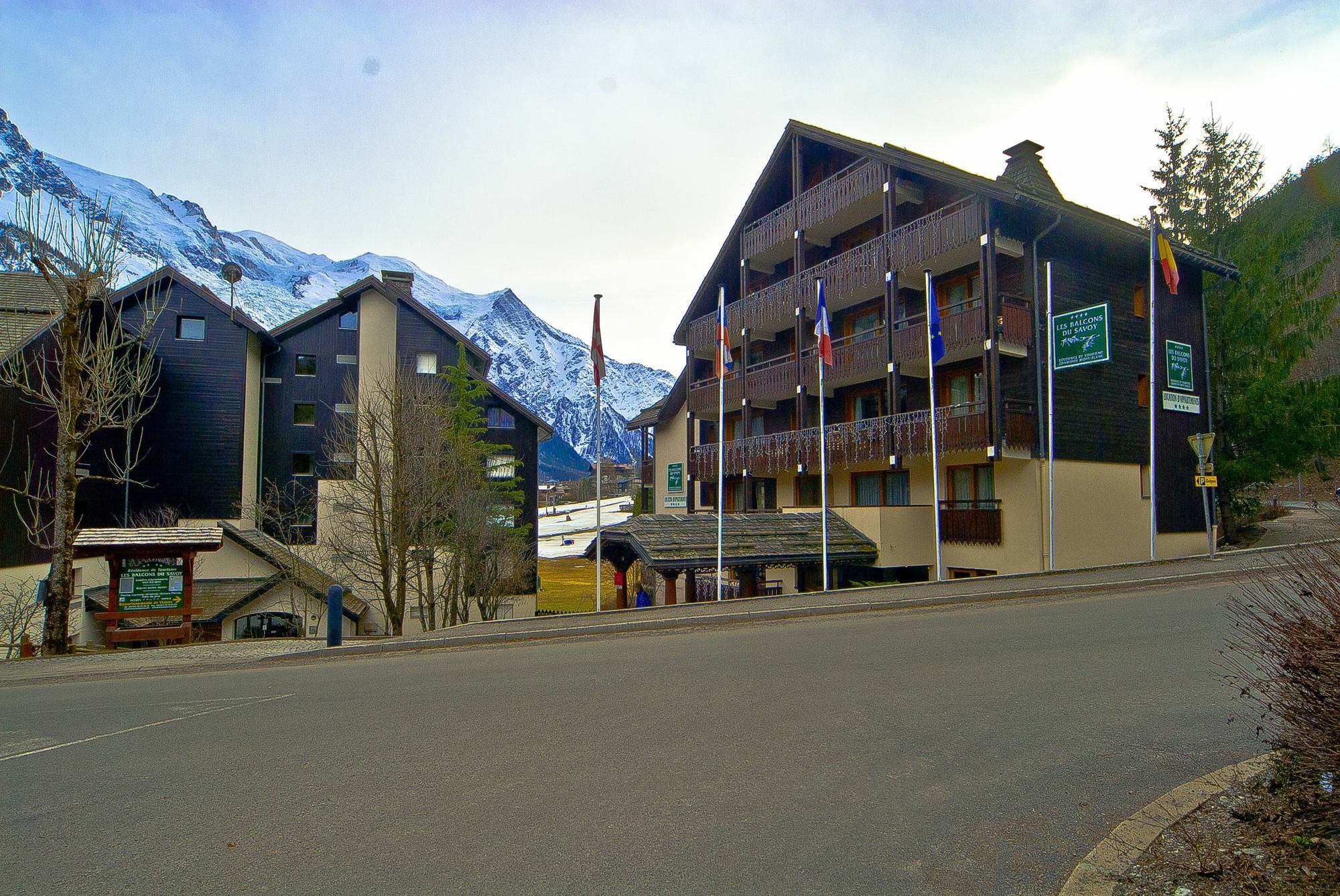 Front Ski Slope Chamonix Apartment Bagian luar foto